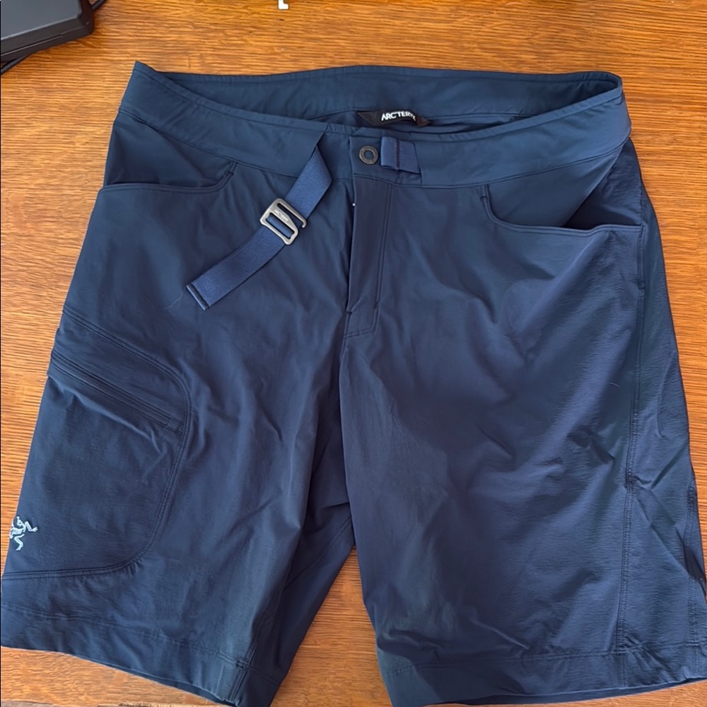Arc'teryx Men's Navy Athletic Shorts
